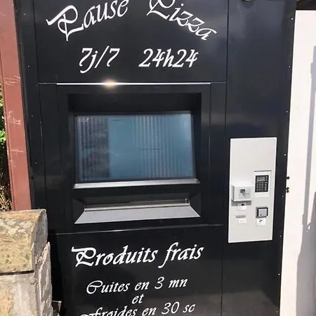 Logement a Brive avec terrasse près du centre-ville et de la Gare avec Netflix Fibre et Stationnements gratuits Extérieur photo